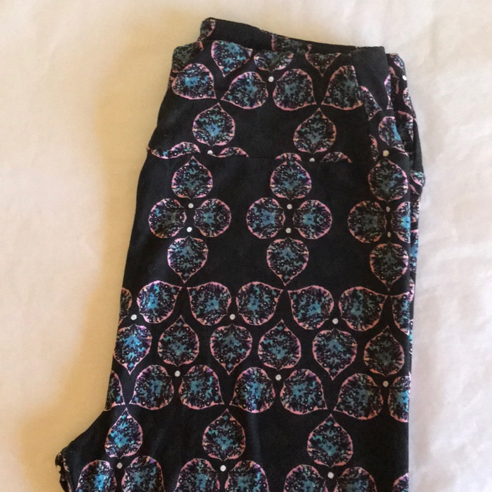 Lularoe OS Floral Legging